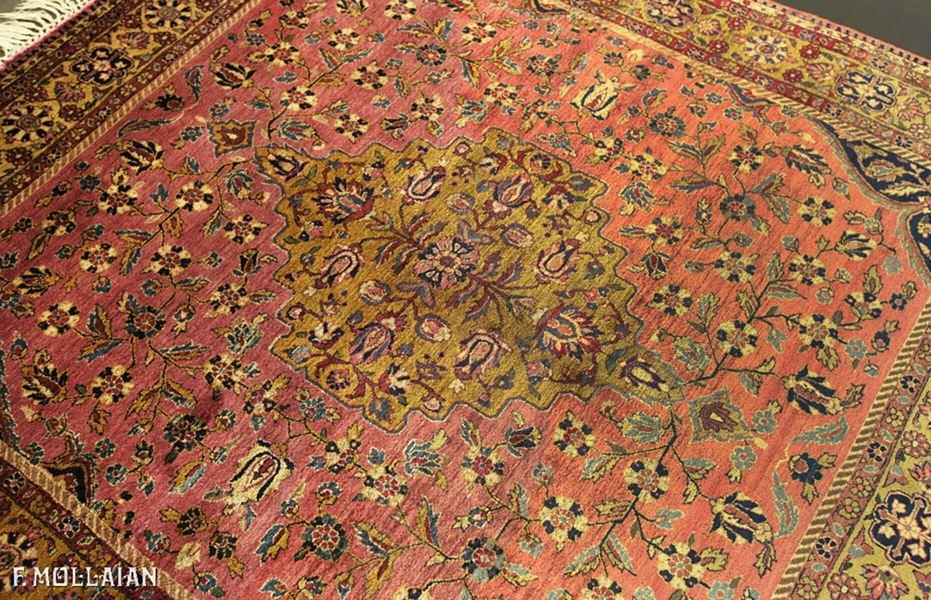 Antique Persian Kashan Silk Rug n°:92436417